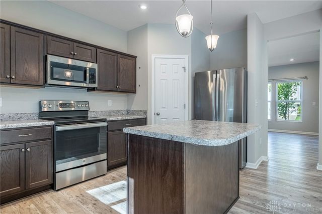 1506 Indigo Drive, Fairborn, OH 45324