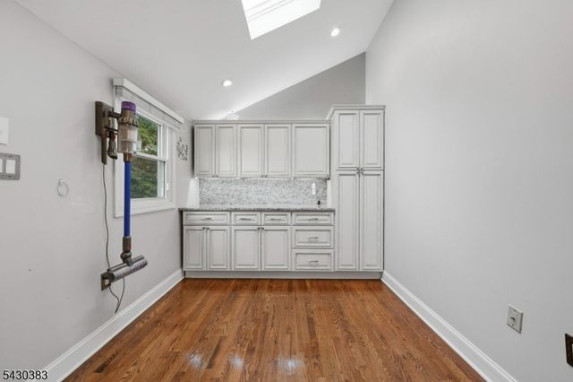 29 Fischer Ave, Nutley Twp., NJ 07110