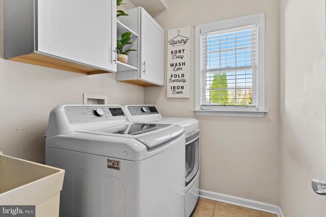 124 EVERGREEN CIR, Dillsburg, PA 17019