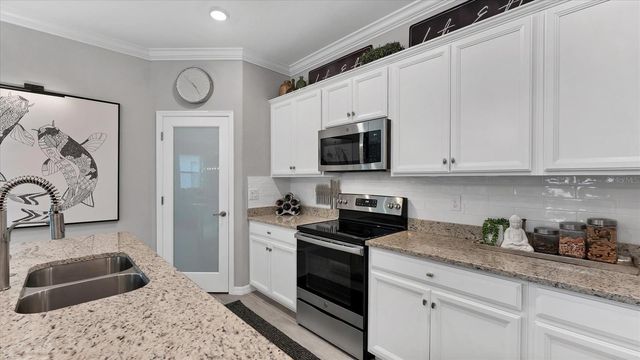 10113 COLUBRINA DRIVE, Venice, FL 34293