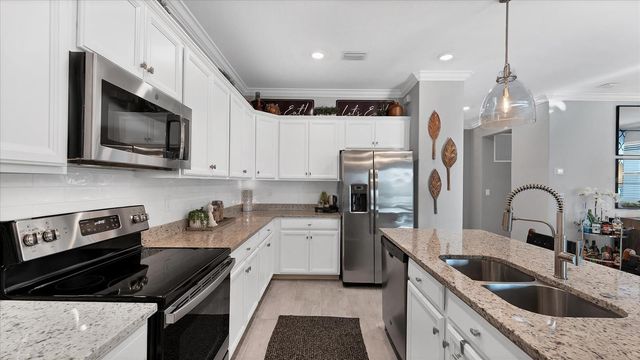 10113 COLUBRINA DRIVE, Venice, FL 34293