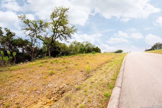 1516 Via Principale, New Braunfels, TX 78132