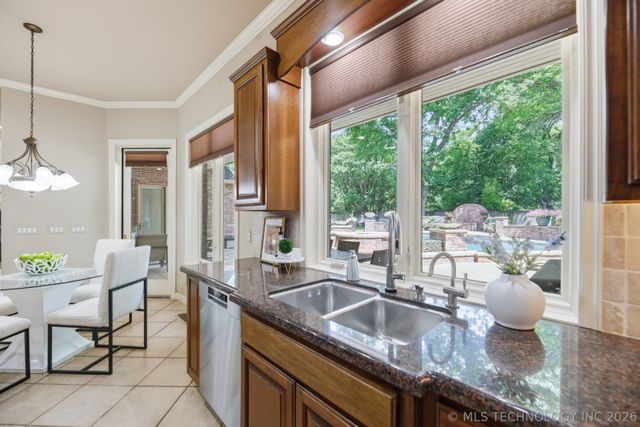6635 E 107th Street, Tulsa, OK 74133