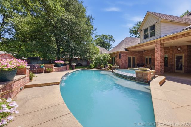 6635 E 107th Street, Tulsa, OK 74133