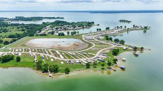 5096 Waterfront Road, Kerens, TX 75144