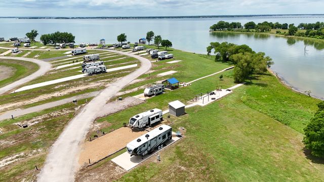 5096 Waterfront Road, Kerens, TX 75144