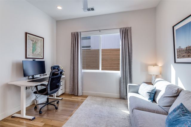 5133 N Hall Street, Dallas, TX 75235