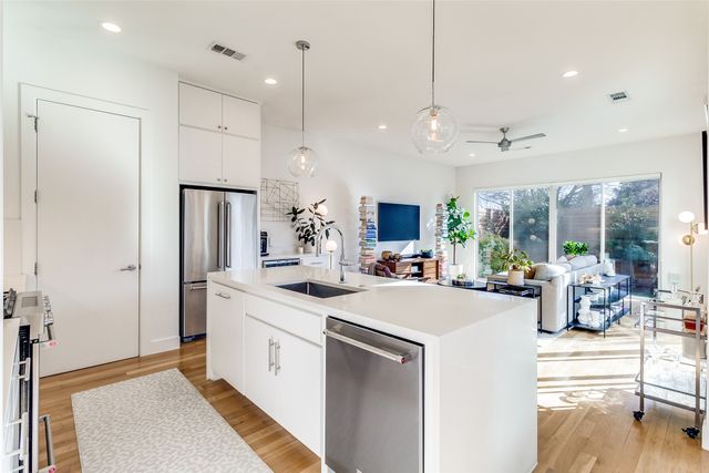 5133 N Hall Street, Dallas, TX 75235