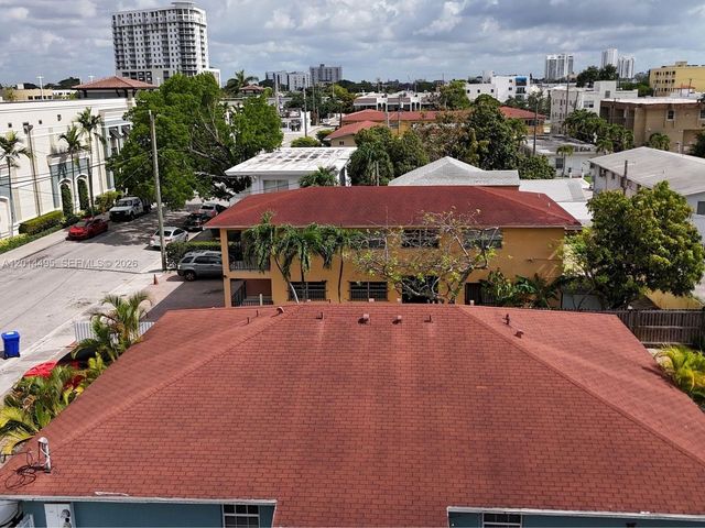 2141 SW 3rd St, Miami, FL 33135