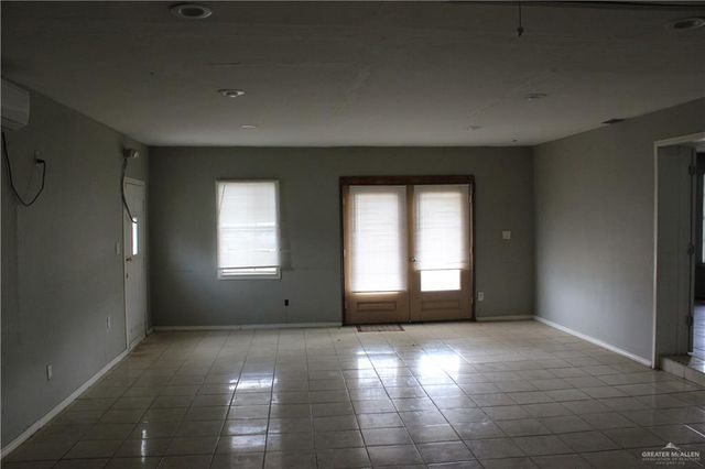 9800 Hwy 107 Highway, Mission, TX 78573