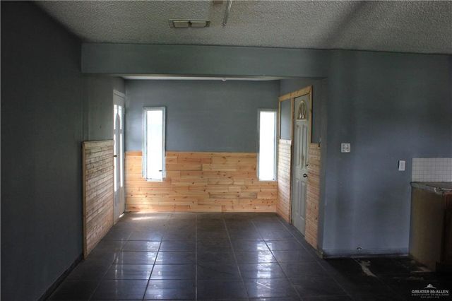 9800 Hwy 107 Highway, Mission, TX 78573