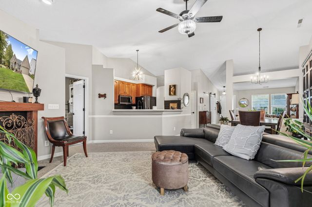 7050 Sycamore Run Drive, Indianapolis, IN 46237