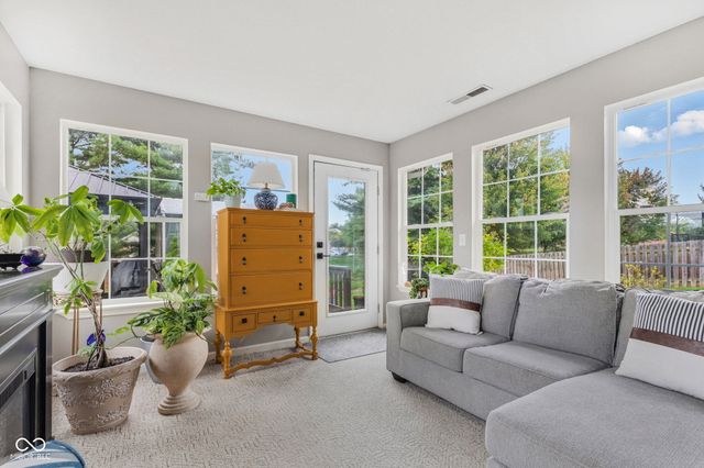 7050 Sycamore Run Drive, Indianapolis, IN 46237