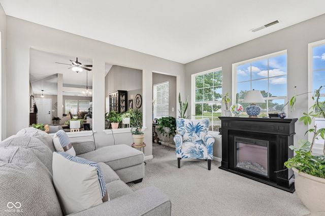 7050 Sycamore Run Drive, Indianapolis, IN 46237