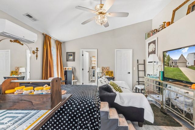 7050 Sycamore Run Drive, Indianapolis, IN 46237