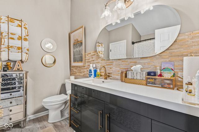 7050 Sycamore Run Drive, Indianapolis, IN 46237