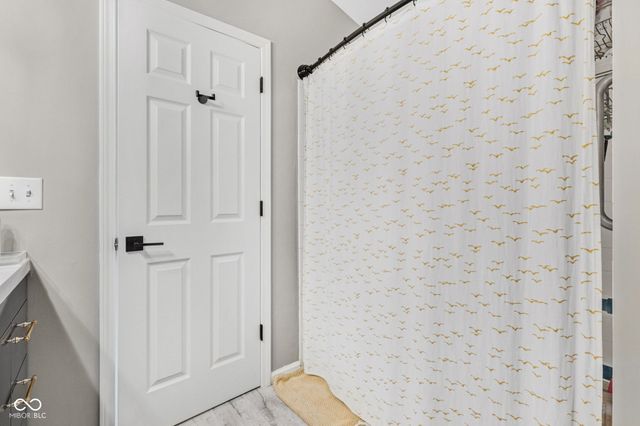 7050 Sycamore Run Drive, Indianapolis, IN 46237