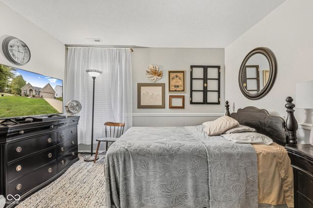 7050 Sycamore Run Drive, Indianapolis, IN 46237