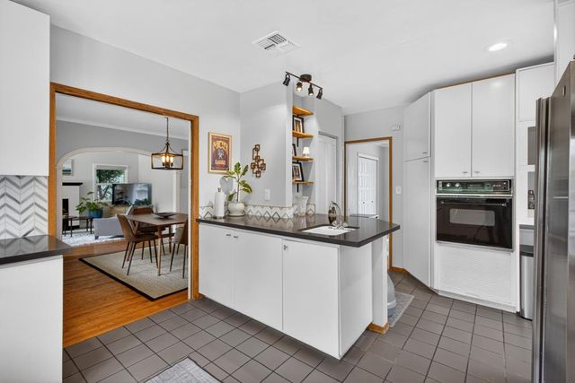 238 San Miguel Way, Sacramento, CA 95819