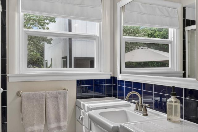 238 San Miguel Way, Sacramento, CA 95819