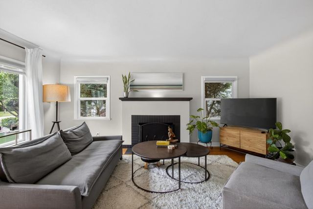 238 San Miguel Way, Sacramento, CA 95819