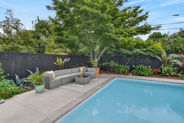 238 San Miguel Way, Sacramento, CA 95819