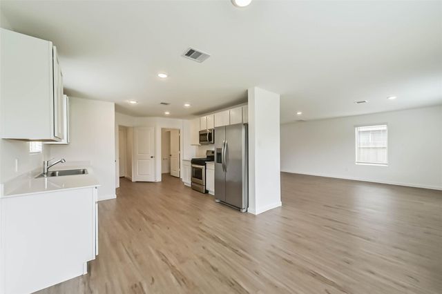 2717 Cadiz Bay Drive, Conroe, TX 77301