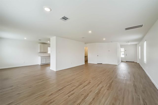 2717 Cadiz Bay Drive, Conroe, TX 77301