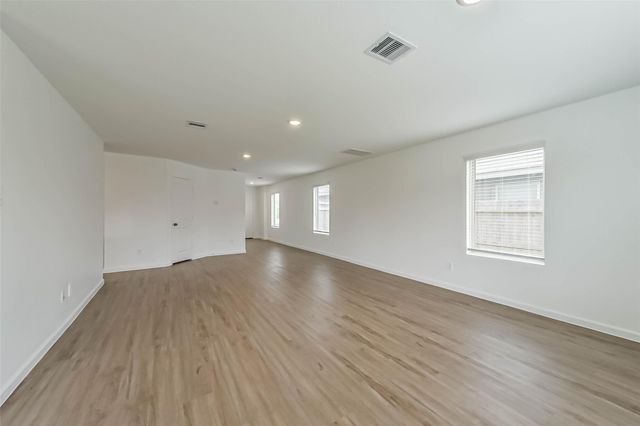 2717 Cadiz Bay Drive, Conroe, TX 77301