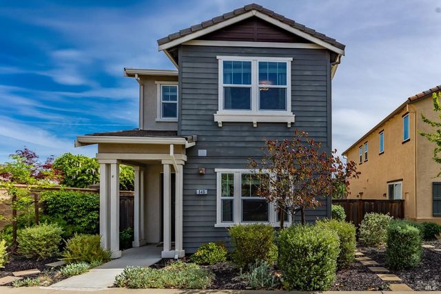 543 Vega Way, Vacaville, CA 95687