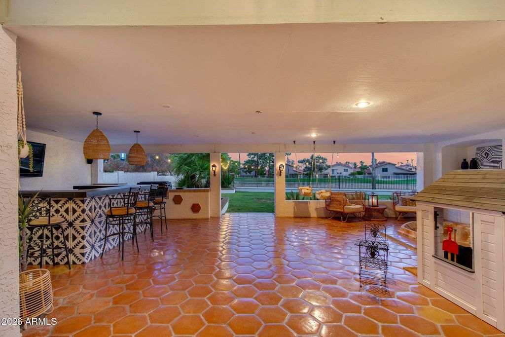 7507 W SEQUOIA Drive, Glendale, AZ 85308 — photo 2