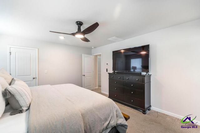 111 Corn Field Circle, Perry, GA 31069
