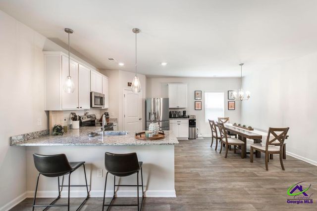 111 Corn Field Circle, Perry, GA 31069