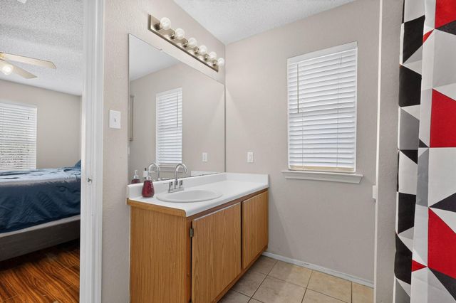 1601 Rusty Nail LOOP, Round Rock, TX 78681