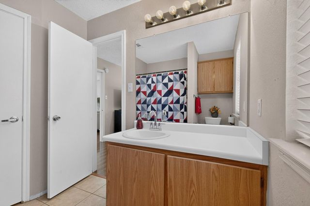 1601 Rusty Nail LOOP, Round Rock, TX 78681