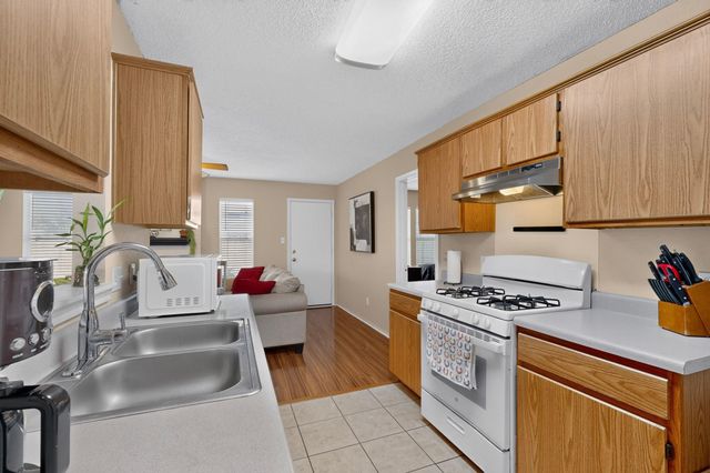 1601 Rusty Nail LOOP, Round Rock, TX 78681