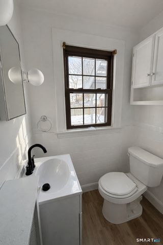 40 Rogers Street 1, Branford, CT 06405