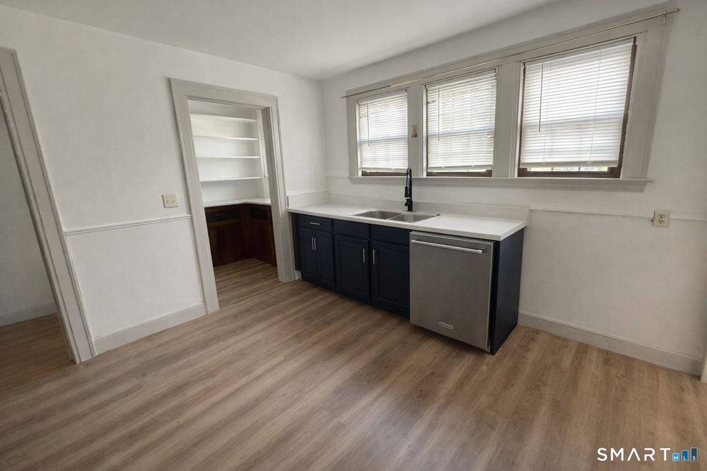 40 Rogers Street 1, Branford, CT 06405