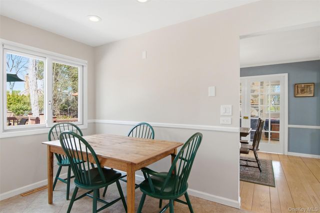1 Carriage Court, Stony Brook, NY 11790