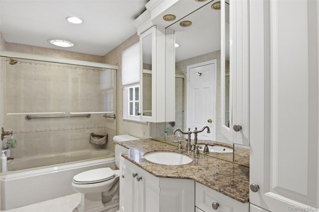 1 Carriage Court, Stony Brook, NY 11790