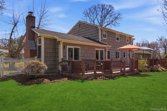 1 Carriage Court, Stony Brook, NY 11790