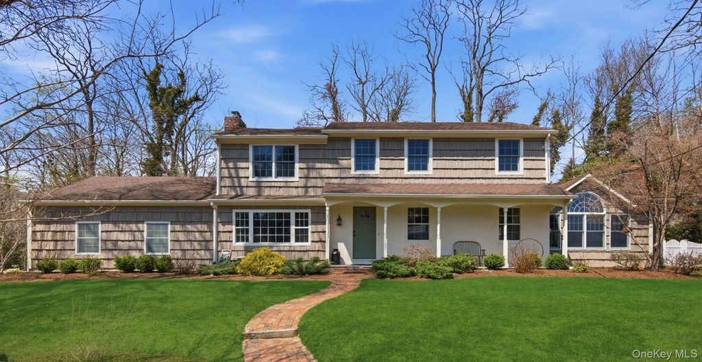 1 Carriage Court, Stony Brook, NY 11790