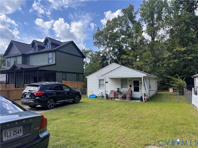 1115 6th St, Petersburg, VA 23803