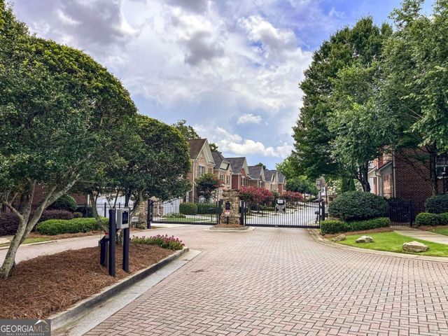 3475 Kiveton Drive, Peachtree Corners, GA 30092