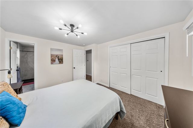 25 Green Ivy Circle, Henrietta, NY 14623