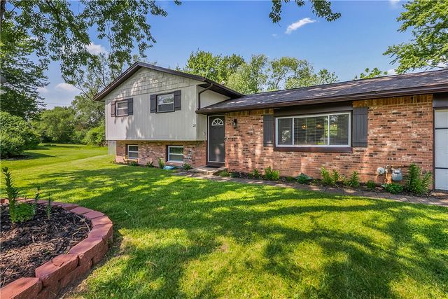 25 Green Ivy Circle, Henrietta, NY 14623