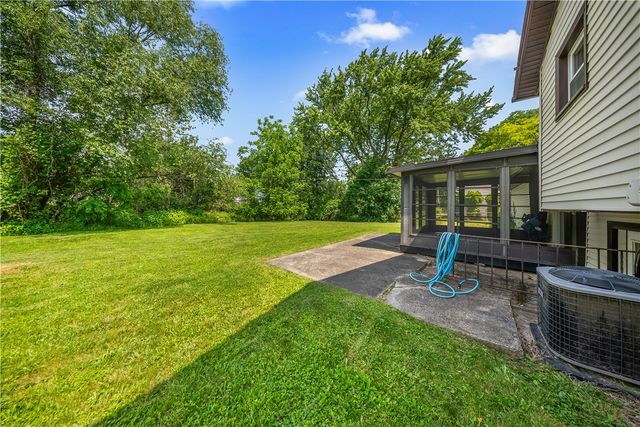 25 Green Ivy Circle, Henrietta, NY 14623