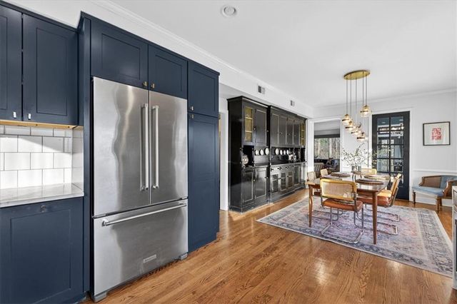 3718 N Briarcliff Road, Kansas City, MO 64116