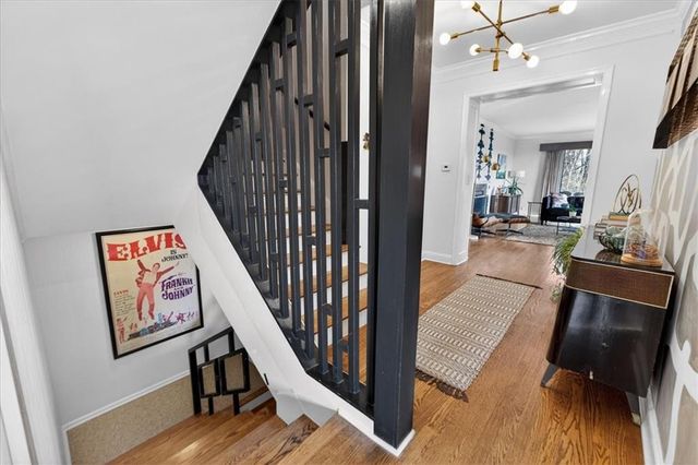 3718 N Briarcliff Road, Kansas City, MO 64116