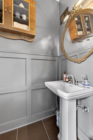 3718 N Briarcliff Road, Kansas City, MO 64116